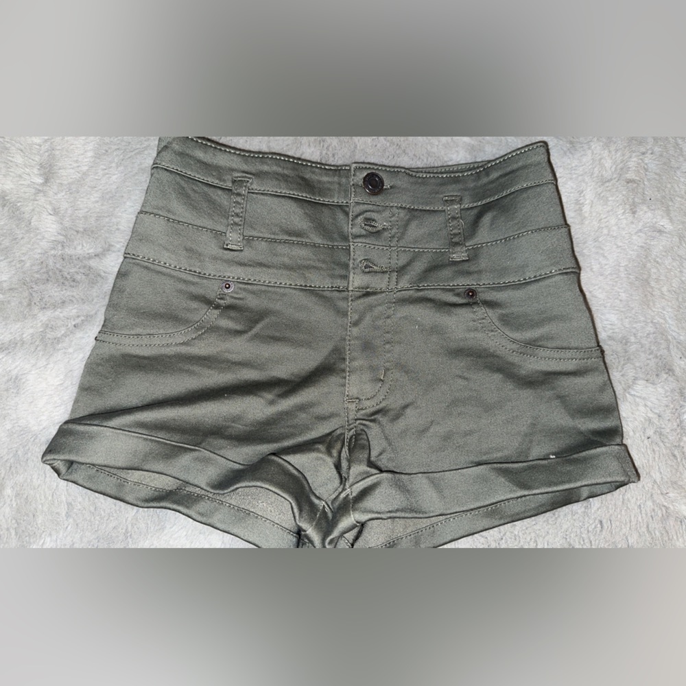 Size 00 gray shorts brand new